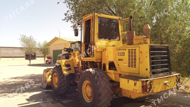 XCMG LW300F 2013 - 320 000 TMT - Гурбансолтан Едже - img 4