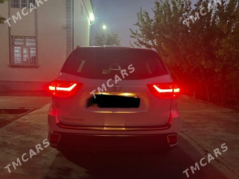 Toyota Highlander 2018 - 468 000 TMT - Ашхабад - img 4