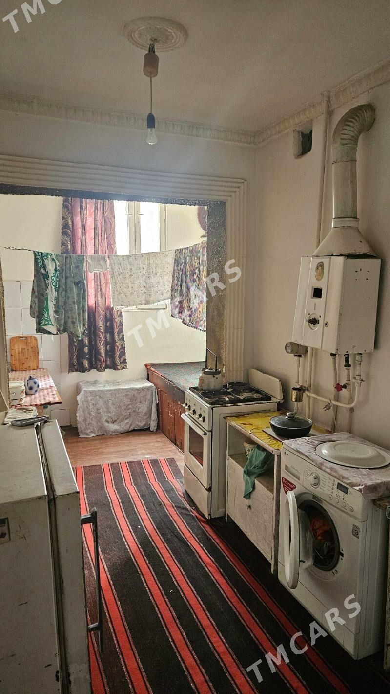 продаю 3ком 2этаж - Türkmenabat - img 3