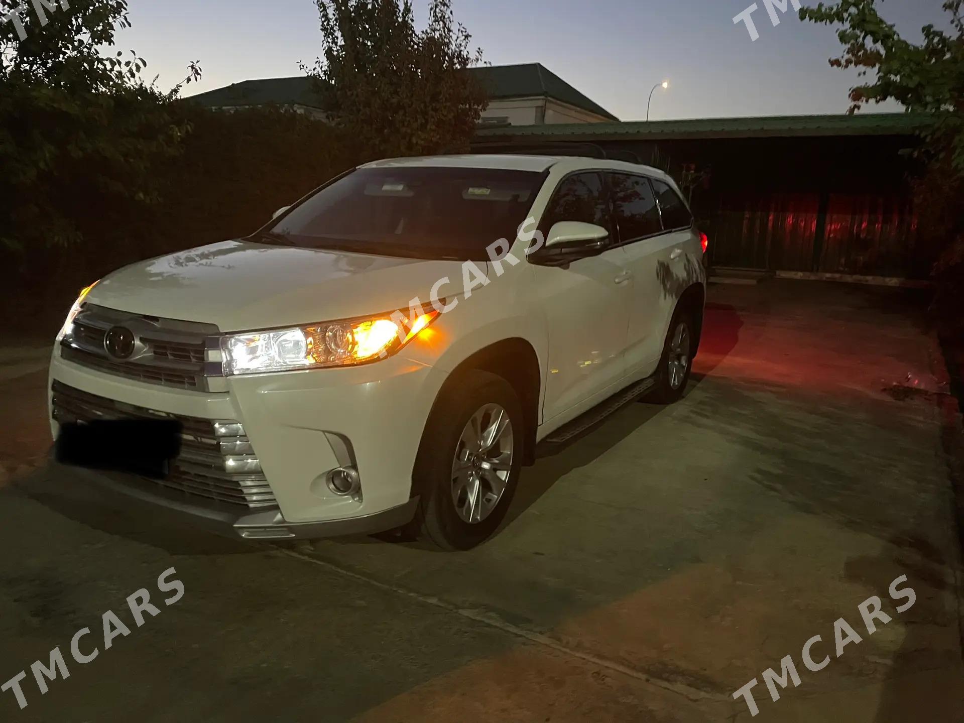 Toyota Highlander 2018 - 468 000 TMT - Ашхабад - img 2