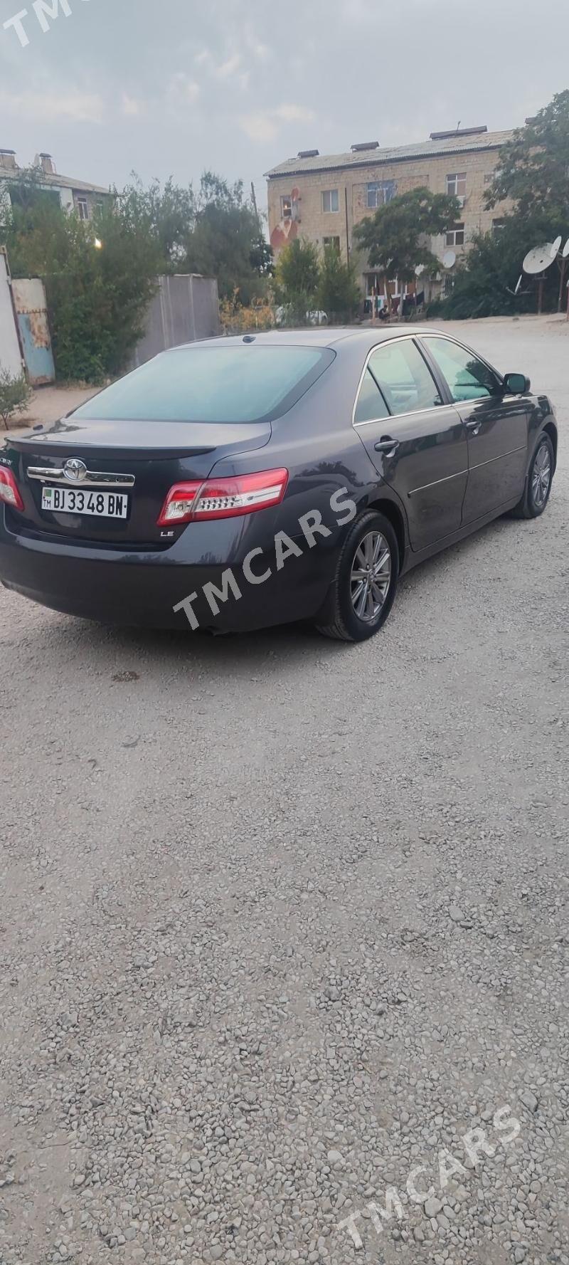 Toyota Camry 2011 - 180 000 TMT - Махтумкули - img 3