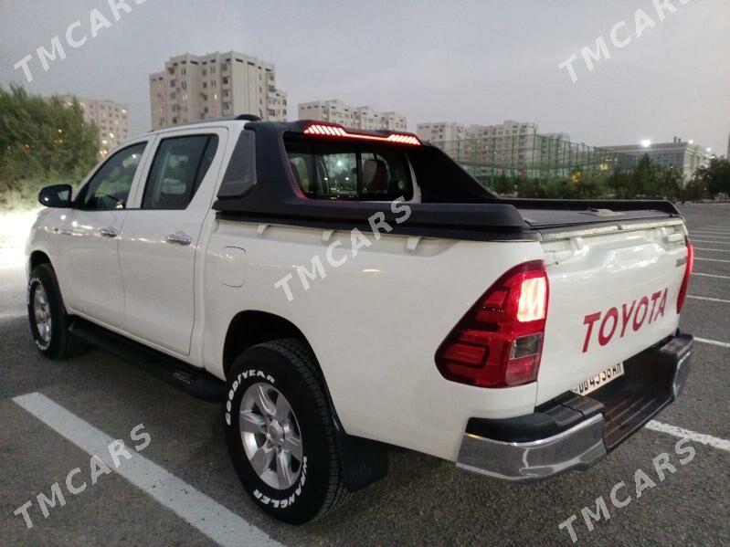 Toyota Hilux 2020 - 500 000 TMT - Ашхабад - img 2