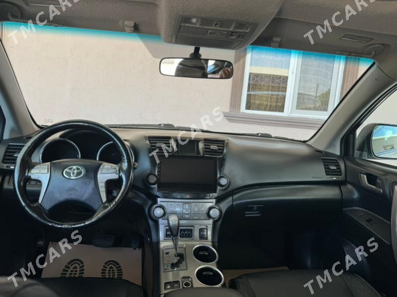 Toyota Highlander 2010 - 260 000 TMT - Байрамали - img 7