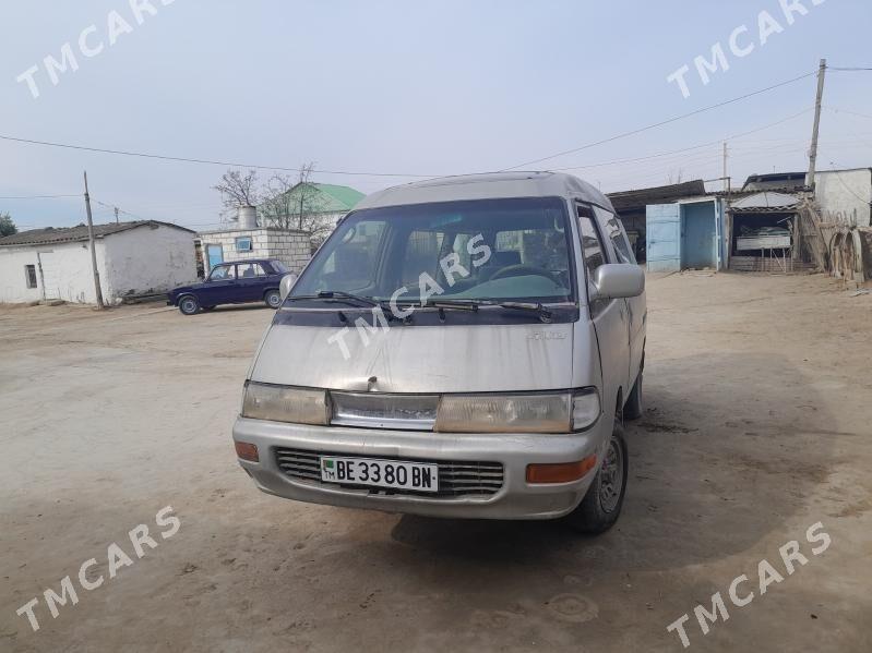 Toyota Town Ace 1993 - 20 000 TMT - Этрек - img 2