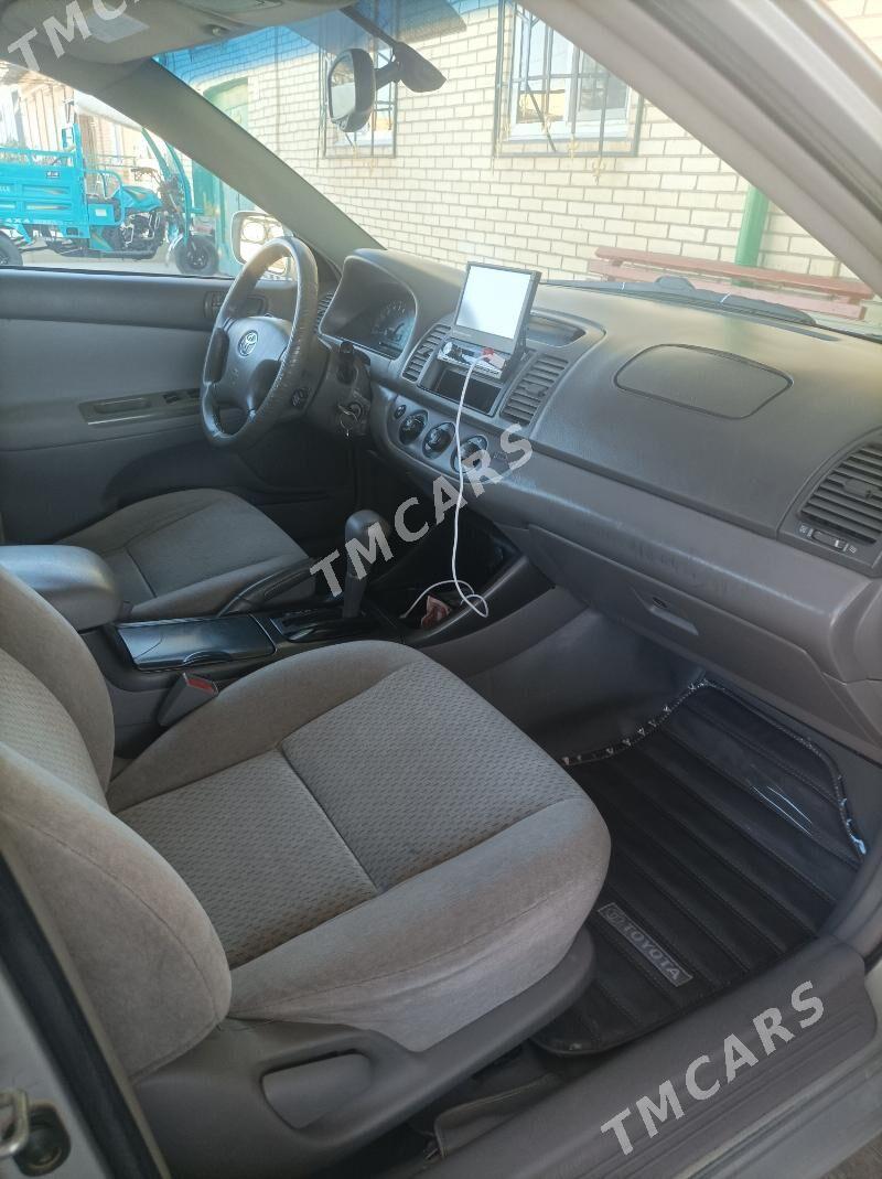 Toyota Camry 2003 - 195 000 TMT - Дянев - img 6