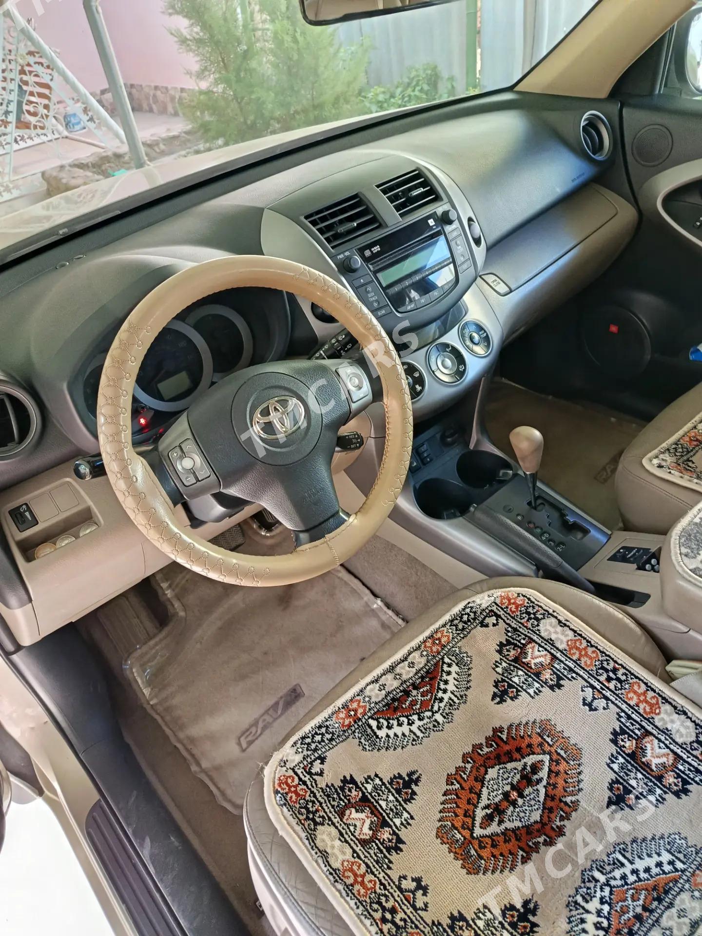 Toyota RAV4 2008 - 200 000 TMT - Мары - img 6