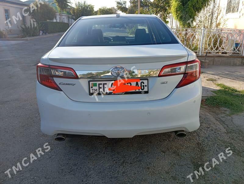 Toyota Camry 2014 - 230 000 TMT - Ашхабад - img 2