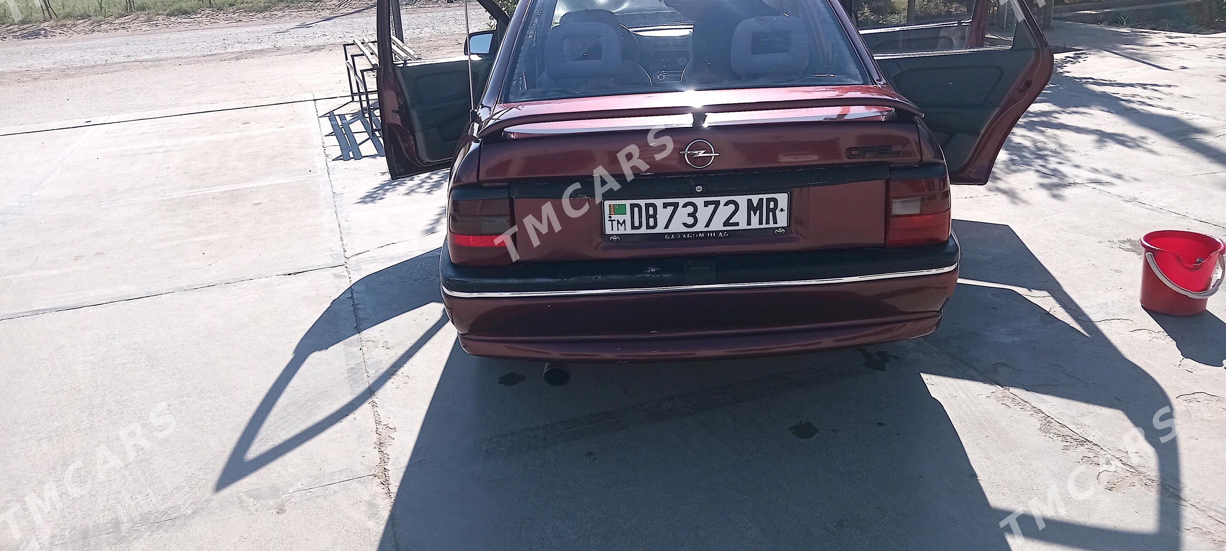Opel Vectra 1993 - 40 000 TMT - Mary - img 6
