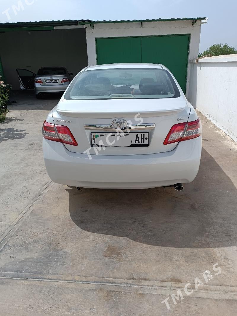 Toyota Camry 2010 - 150 000 TMT - Ашхабад - img 4