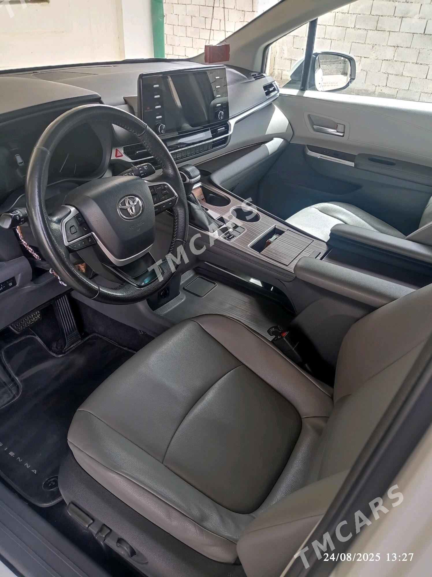 Toyota Sienna 2022 - 540 000 TMT - Чоганлы - img 5