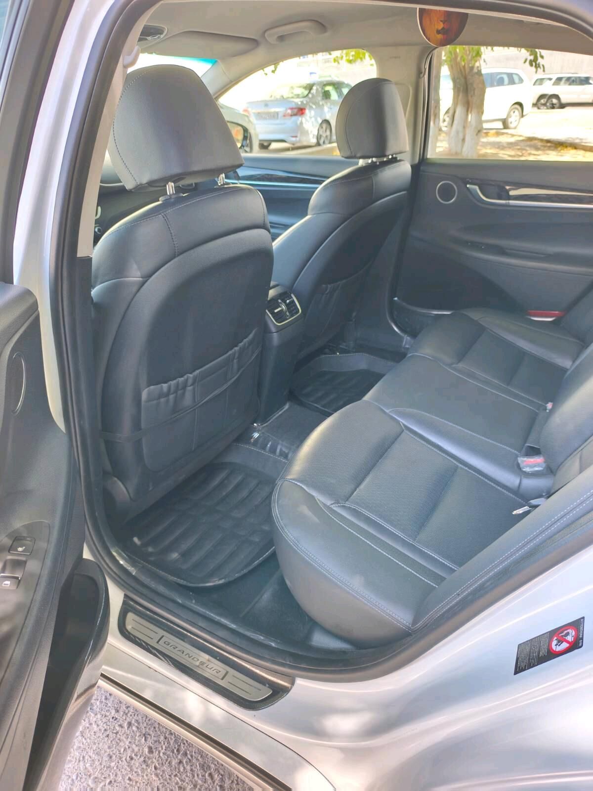Hyundai Grandeur 2019 - 359 000 TMT - Aşgabat - img 9