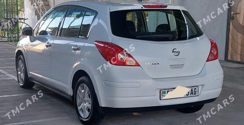 Nissan Versa 2011 - 131 000 TMT - Ашхабад - img 4