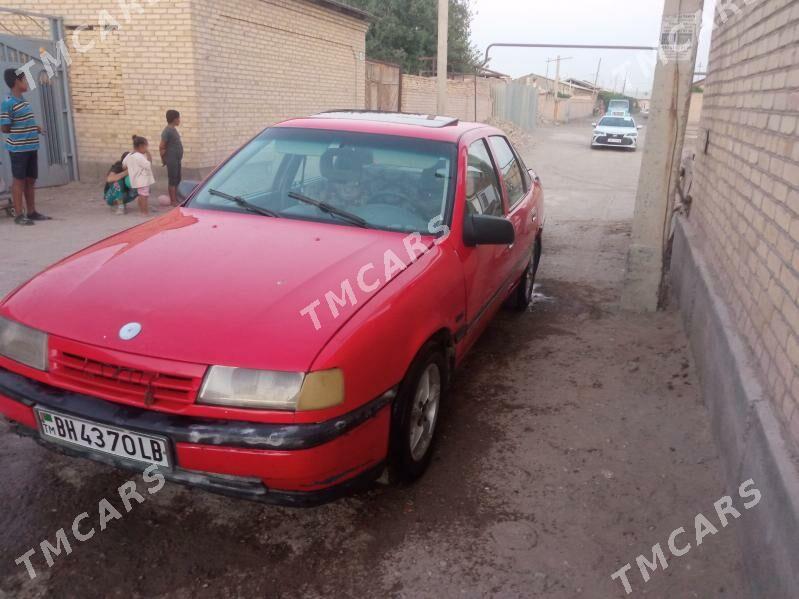 Opel Vectra 1990 - 16 000 TMT - Фарап - img 4