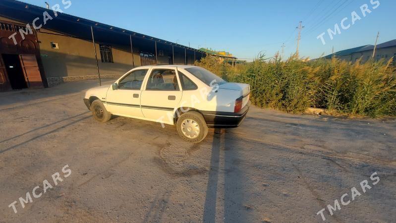Opel Vectra 1991 - 15 000 TMT - Дашогуз - img 3