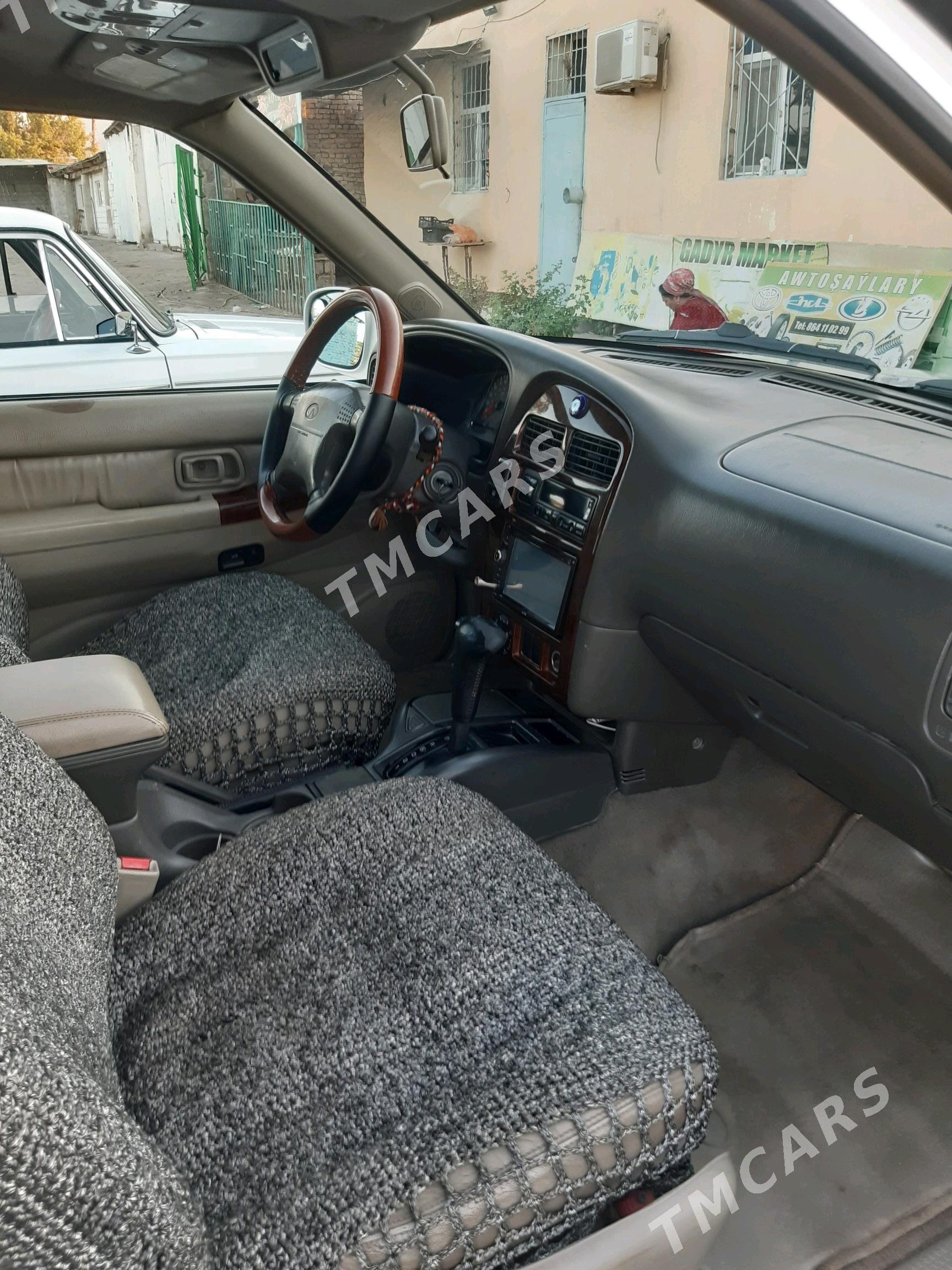 Infiniti QX4 1999 - 100 000 TMT - Гёкдепе - img 6