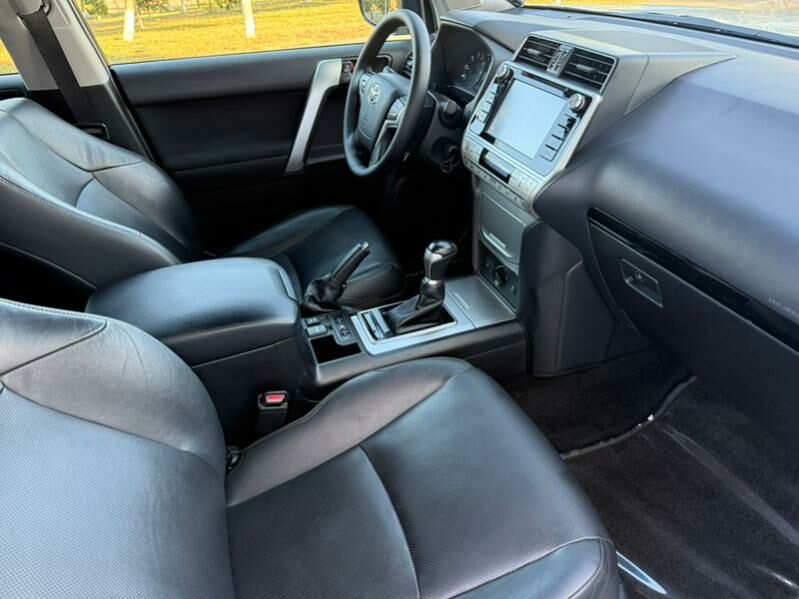 Toyota Land Cruiser Prado 2018 - 850 000 TMT - Türkmenbaşy - img 10