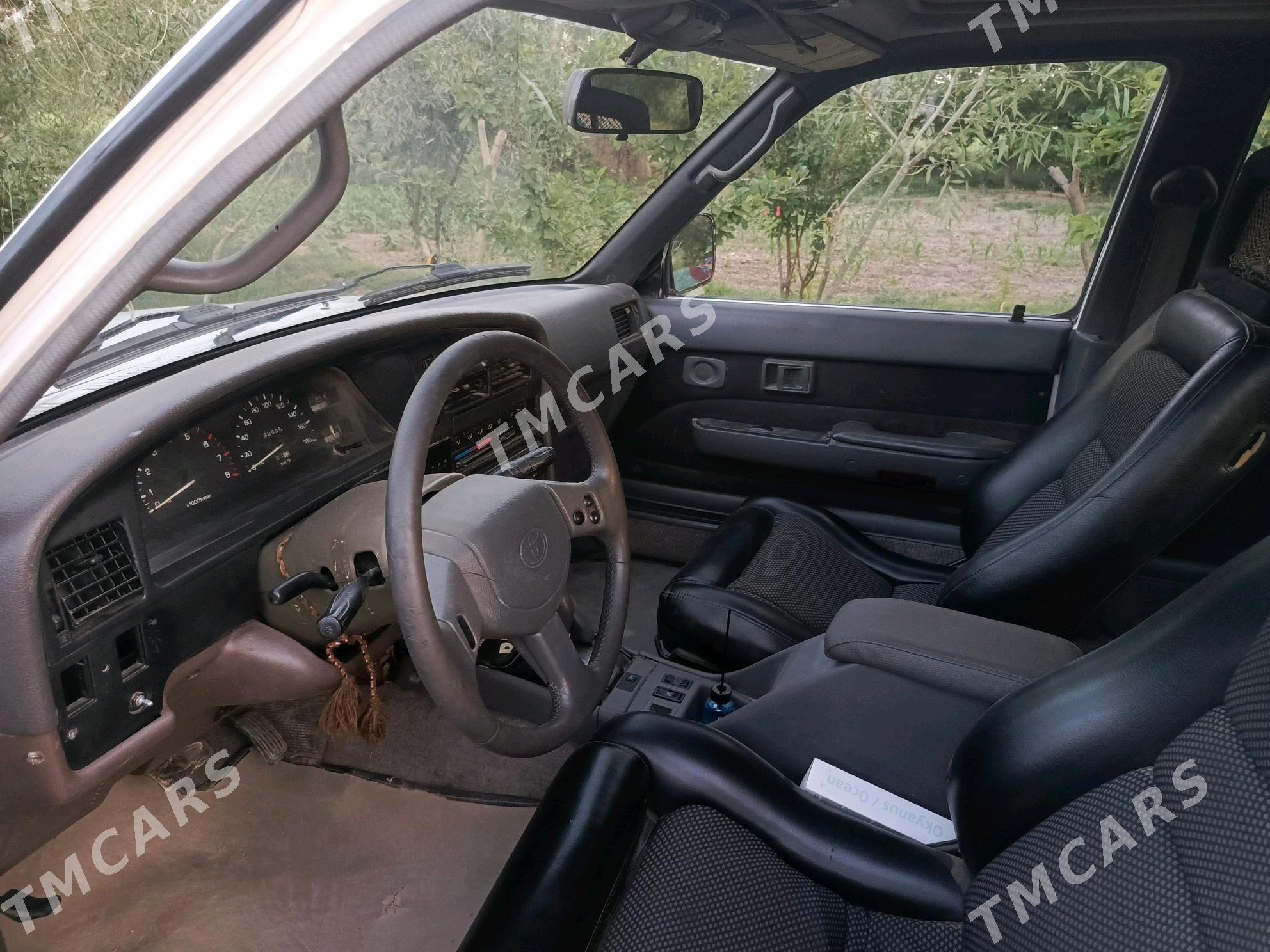 Toyota Hilux 1993 - 64 000 TMT - Köneürgenç - img 2