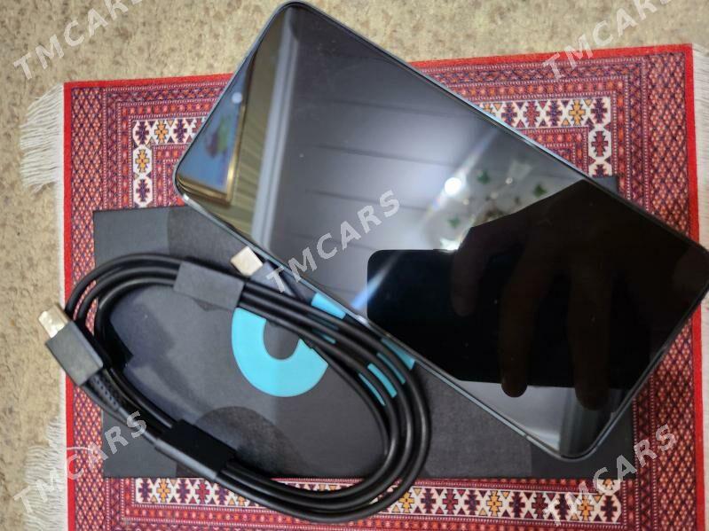 Samsung S22  8/128 - Мары - img 2