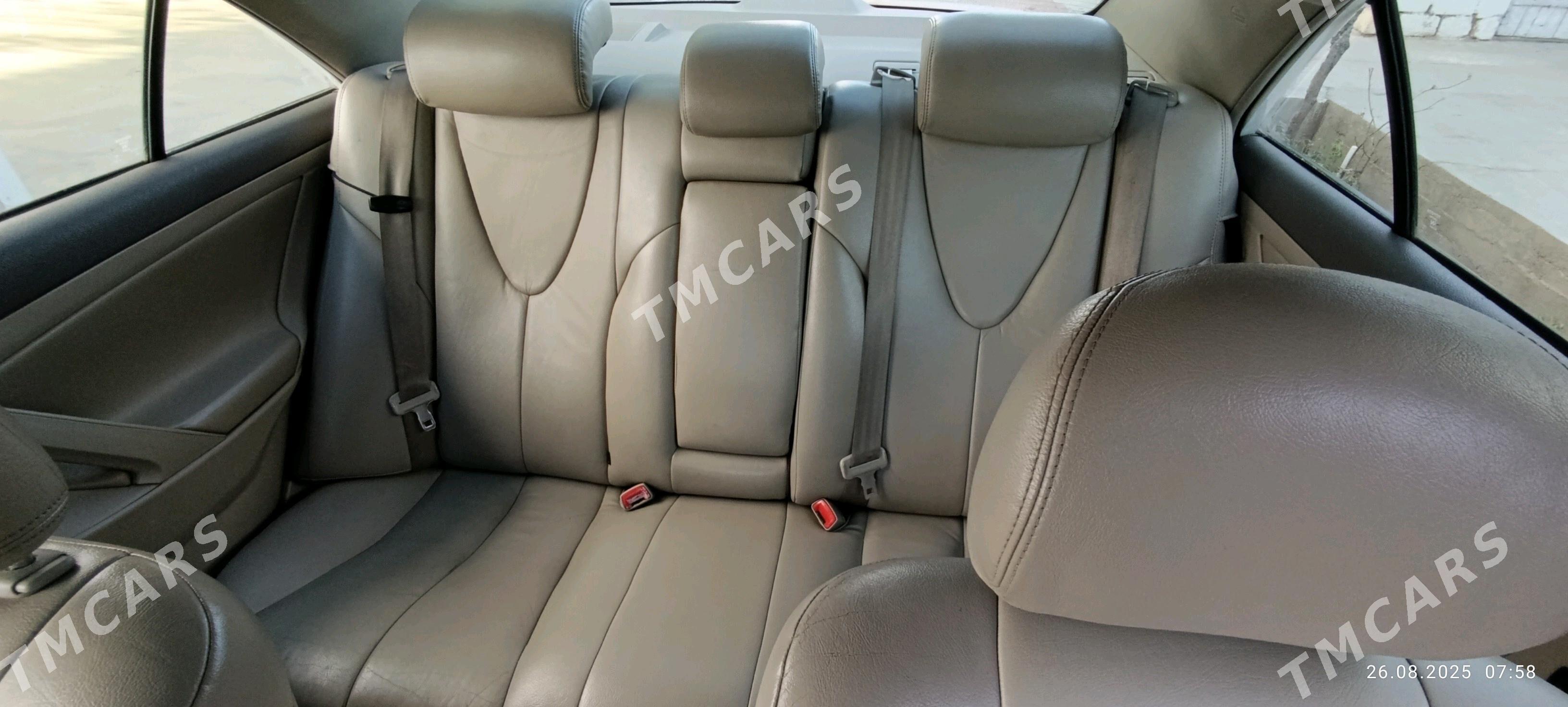 Toyota Camry 2010 - 175 000 TMT - Гызыларбат - img 4