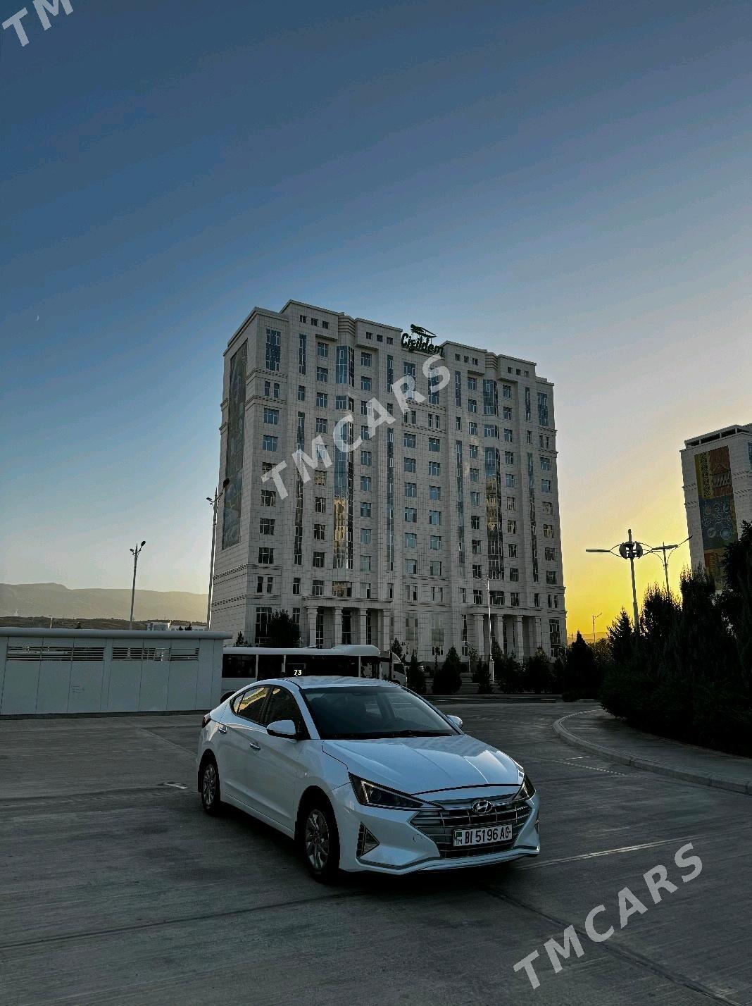 Hyundai Elantra 2019 - 220 000 TMT - Ашхабад - img 2