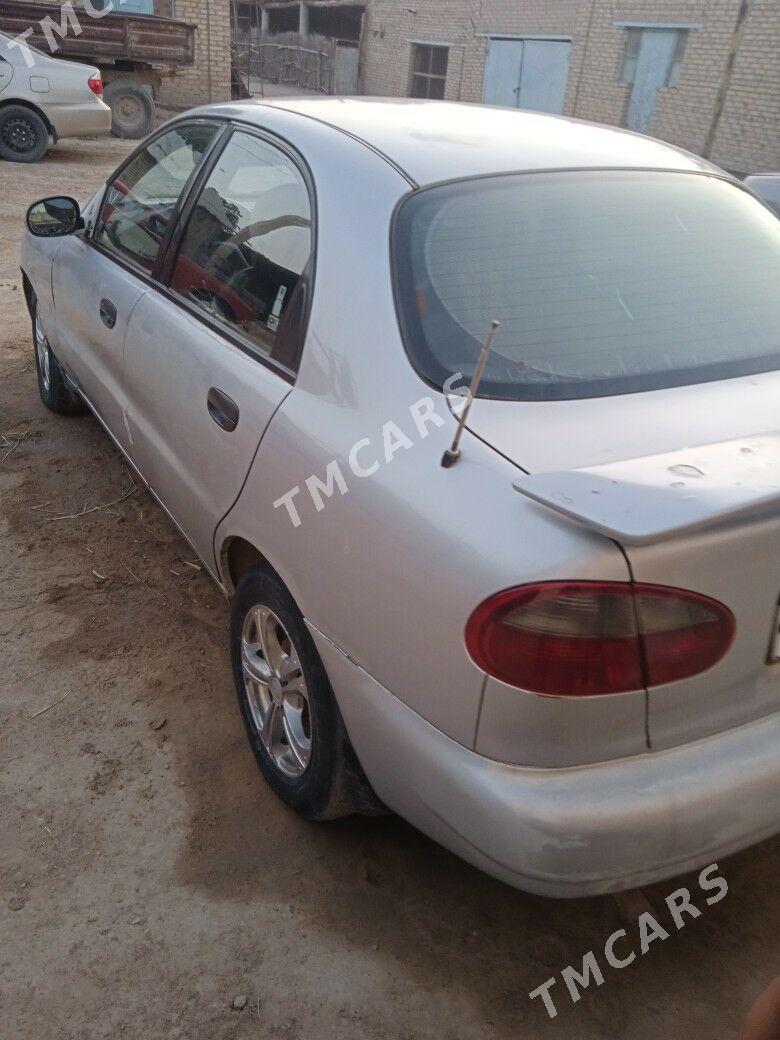 Daewoo Lanos 1998 - 20 000 TMT - Türkmengala - img 2