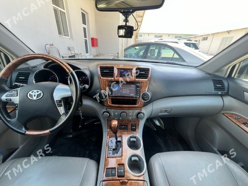 Toyota Highlander 2013 - 360 000 TMT - Aşgabat - img 2