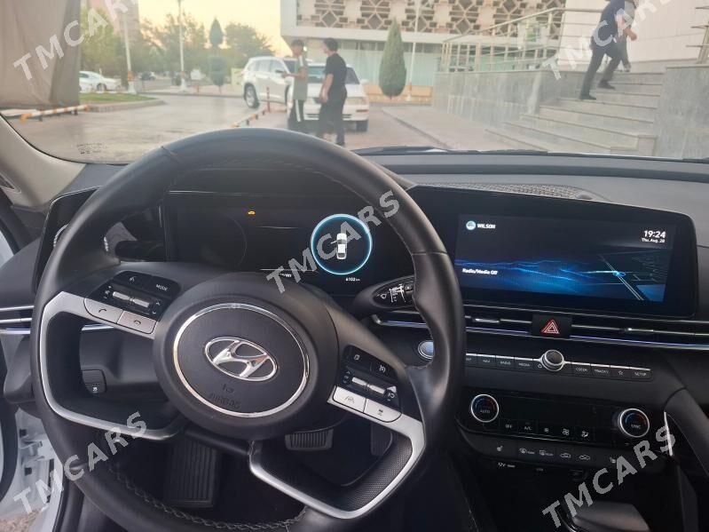 Hyundai Elantra 2022 - 270 000 TMT - Aşgabat - img 8