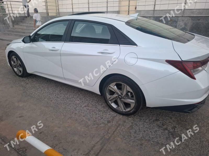 Hyundai Elantra 2022 - 270 000 TMT - Aşgabat - img 4