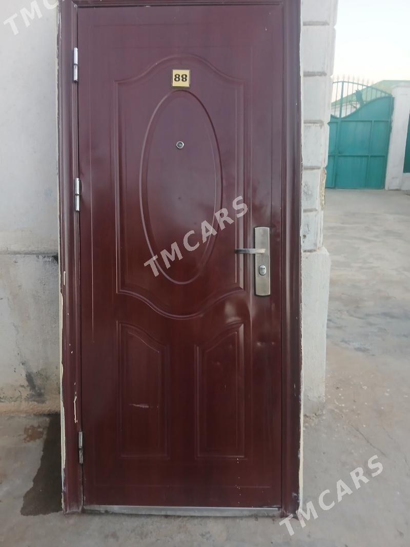 Dasky gapy - Aşgabat - img 3