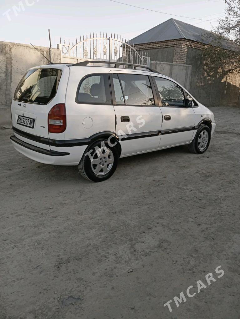 Opel Zafira 1999 - 75 000 TMT - Бахарден - img 9
