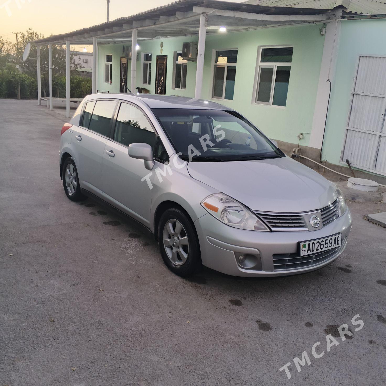 Nissan Versa 2010 - 135 000 TMT - Бузмеин - img 4