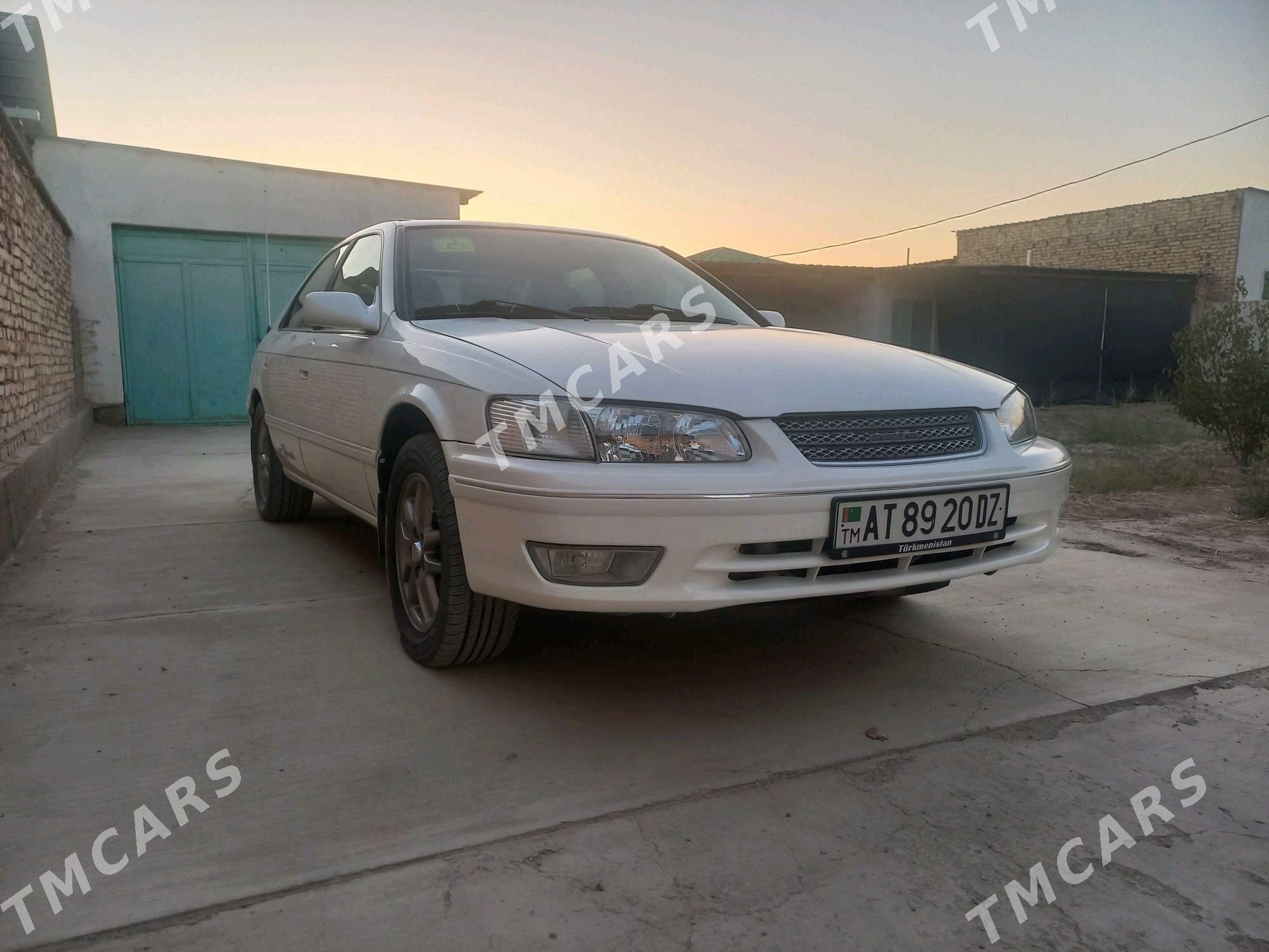 Toyota Camry 2001 - 146 000 TMT - Daşoguz - img 6