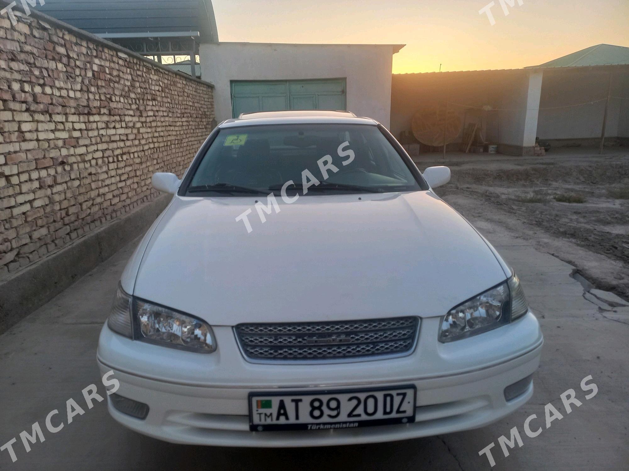 Toyota Camry 2001 - 146 000 TMT - Daşoguz - img 7