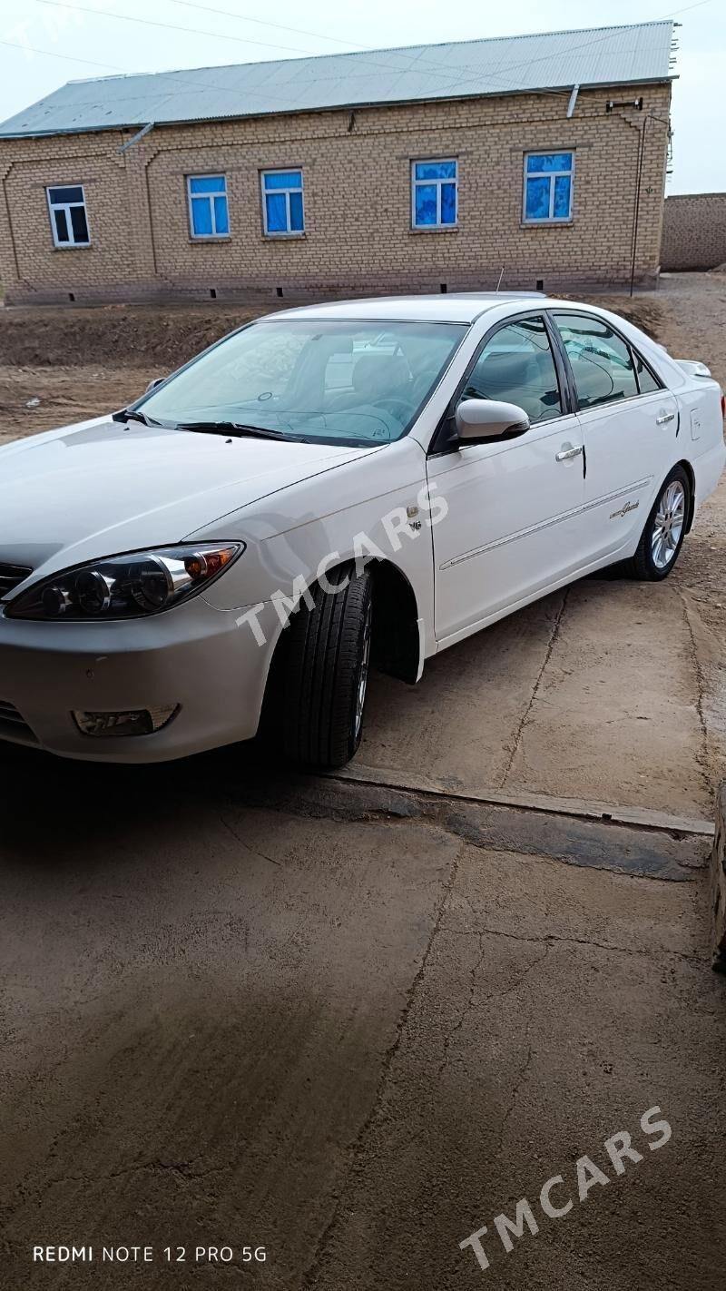 Toyota Camry 2003 - 185 000 TMT - Халач - img 3
