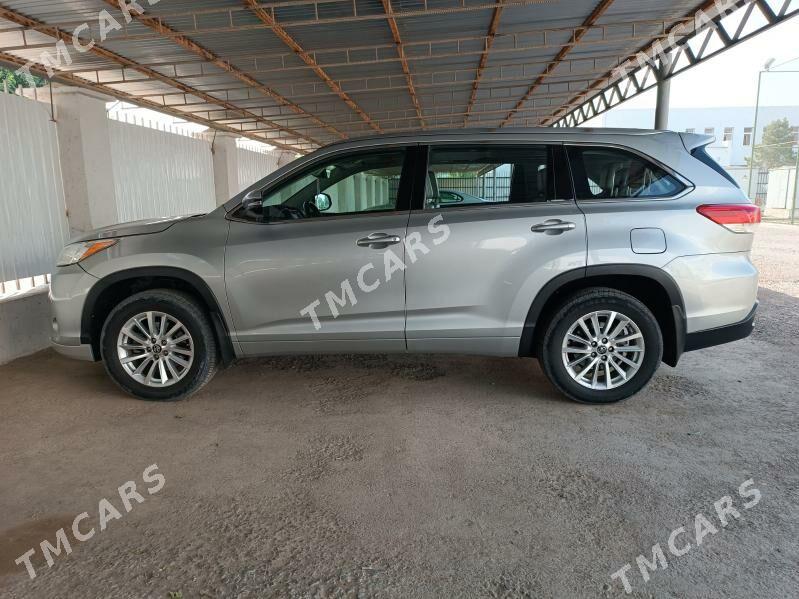Toyota Highlander 2017 - 400 000 TMT - Murgap - img 2