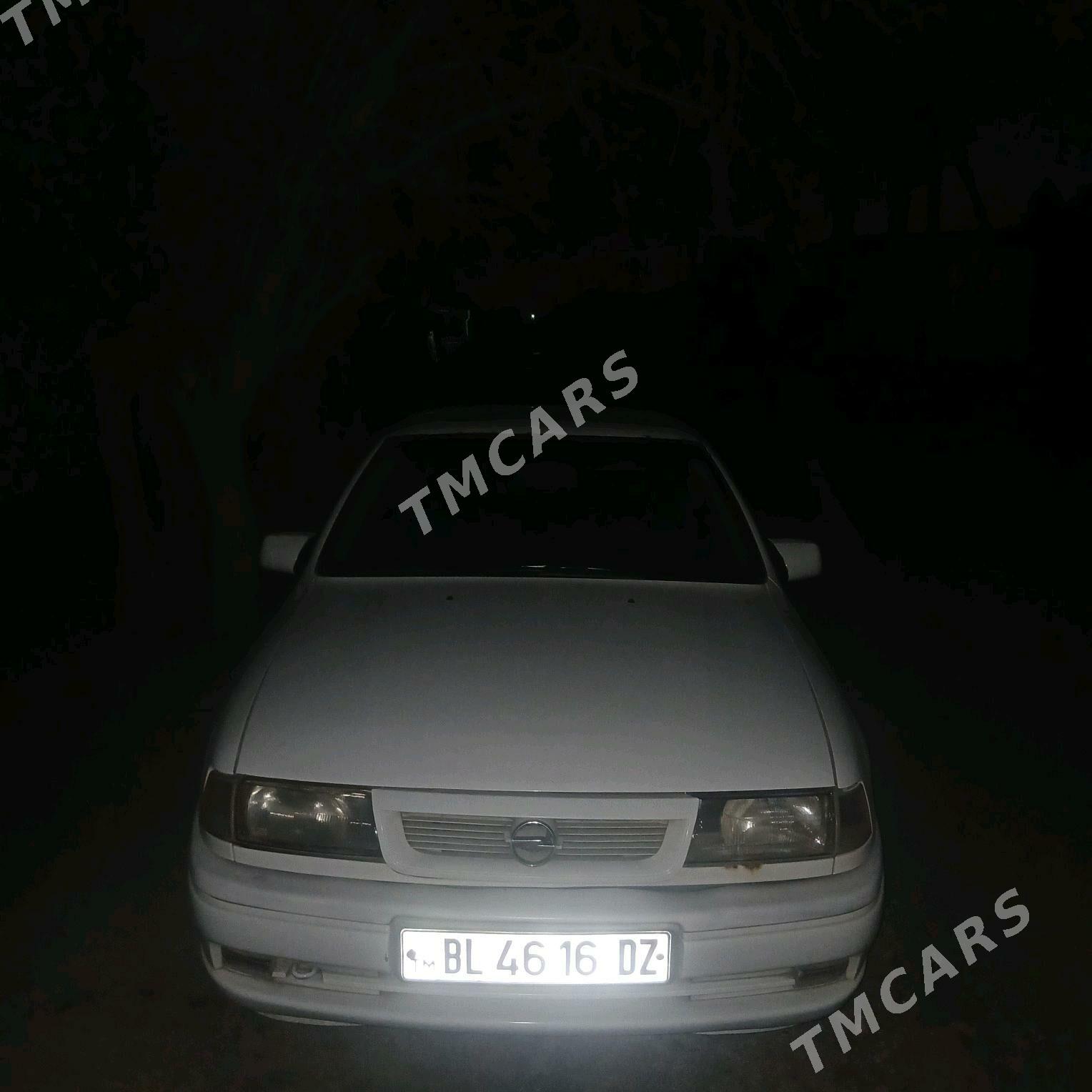 Opel Vectra 1993 - 36 000 TMT - Daşoguz - img 5