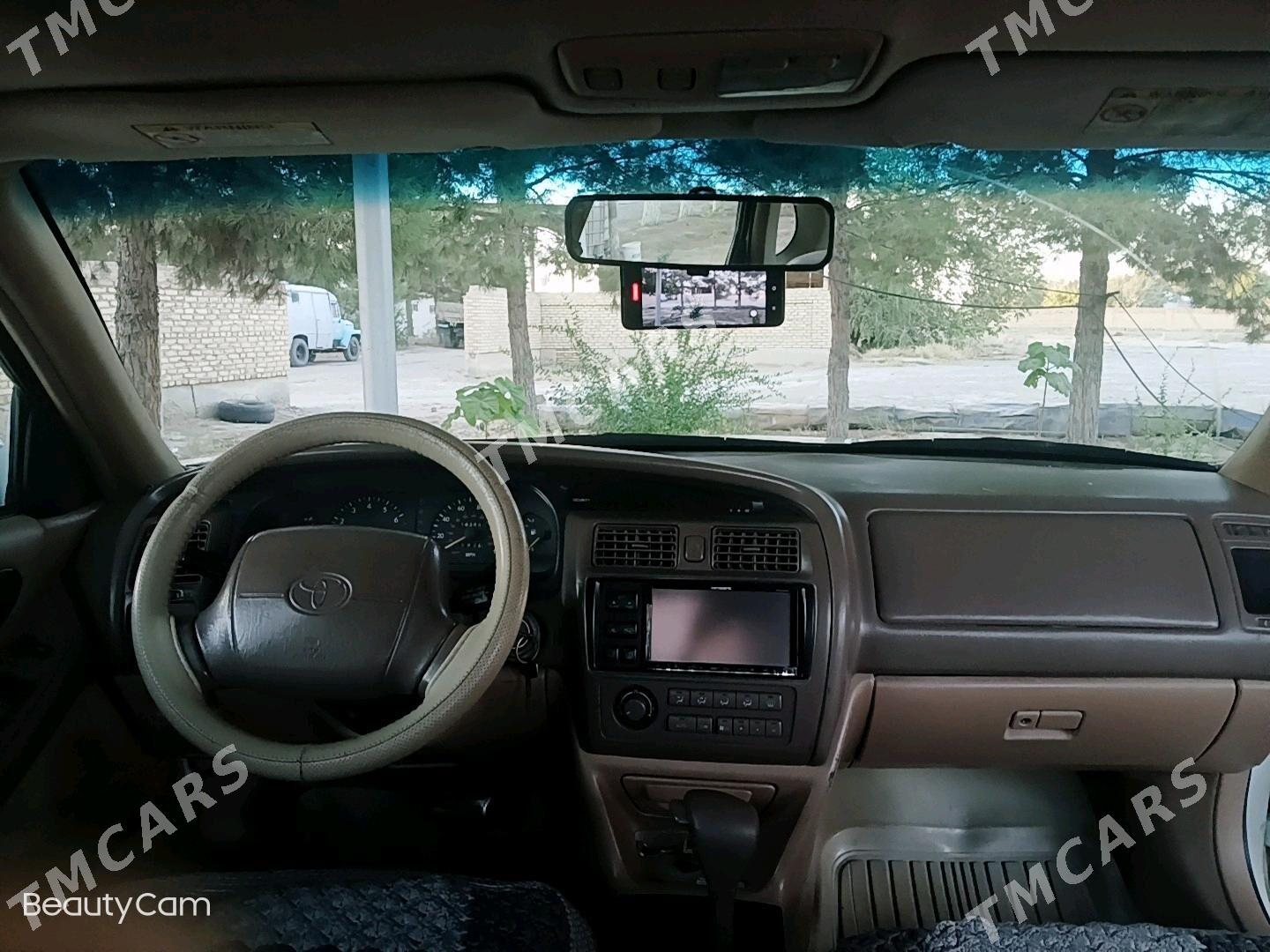 Toyota Avalon 1997 - 120 000 TMT - Векильбазар - img 2
