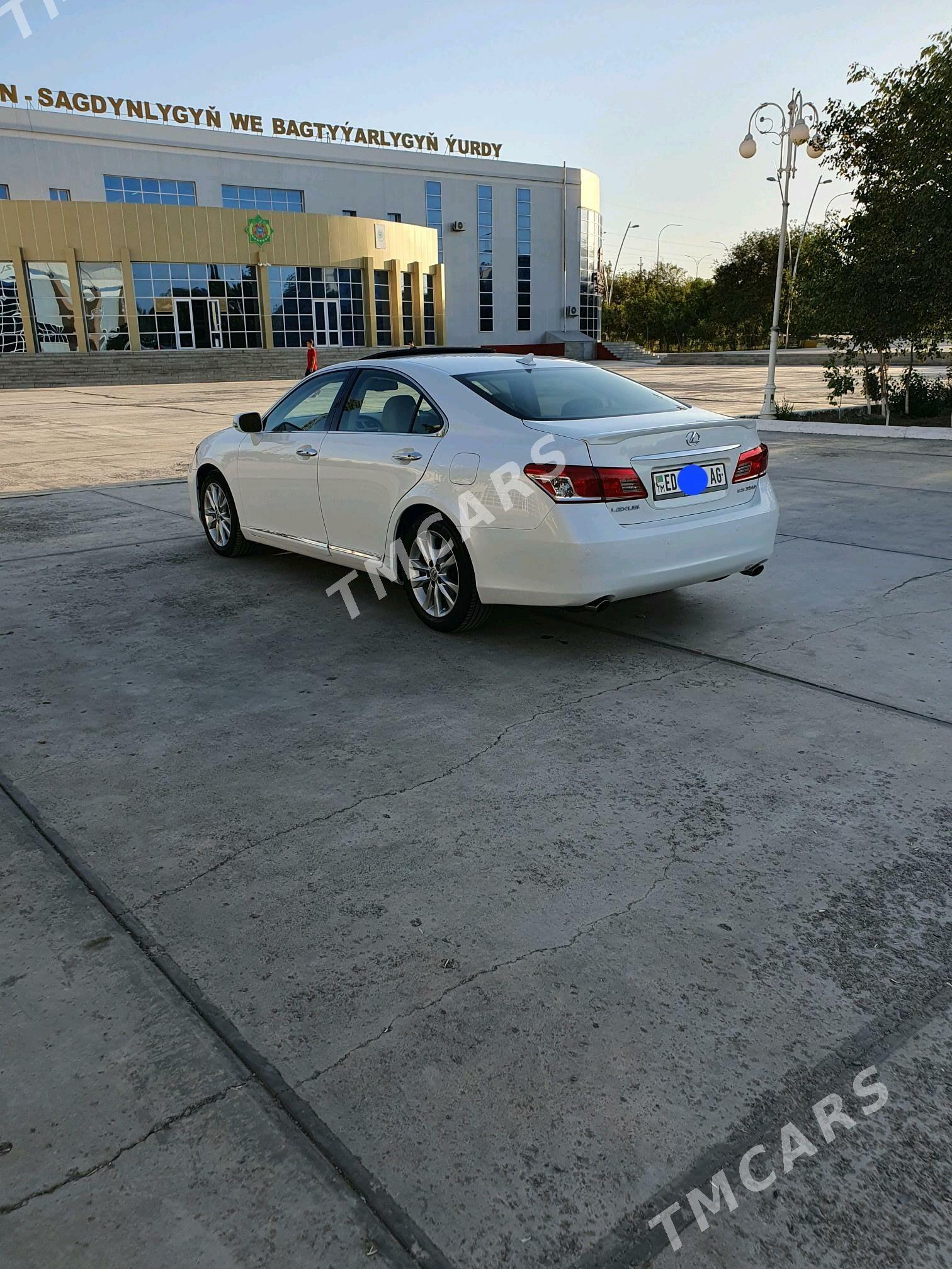 Lexus ES 350 2010 - 290 000 TMT - Дашогуз - img 2