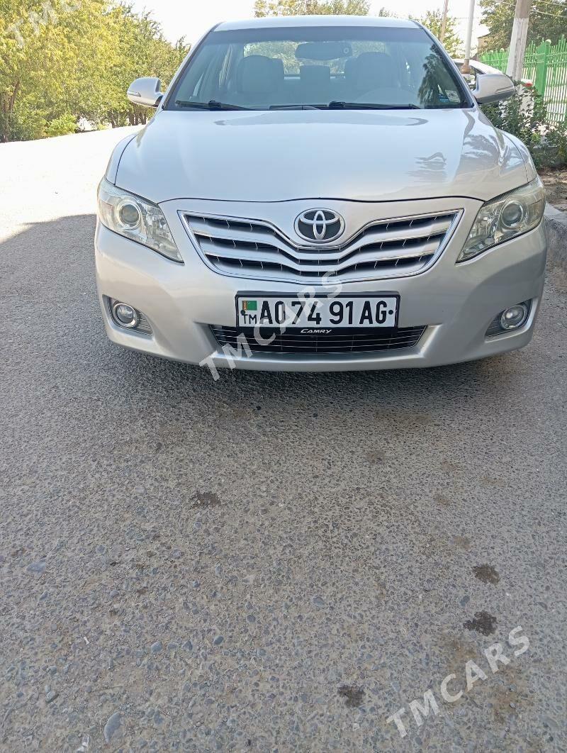Toyota Camry 2010 - 205 000 TMT - Ашхабад - img 3