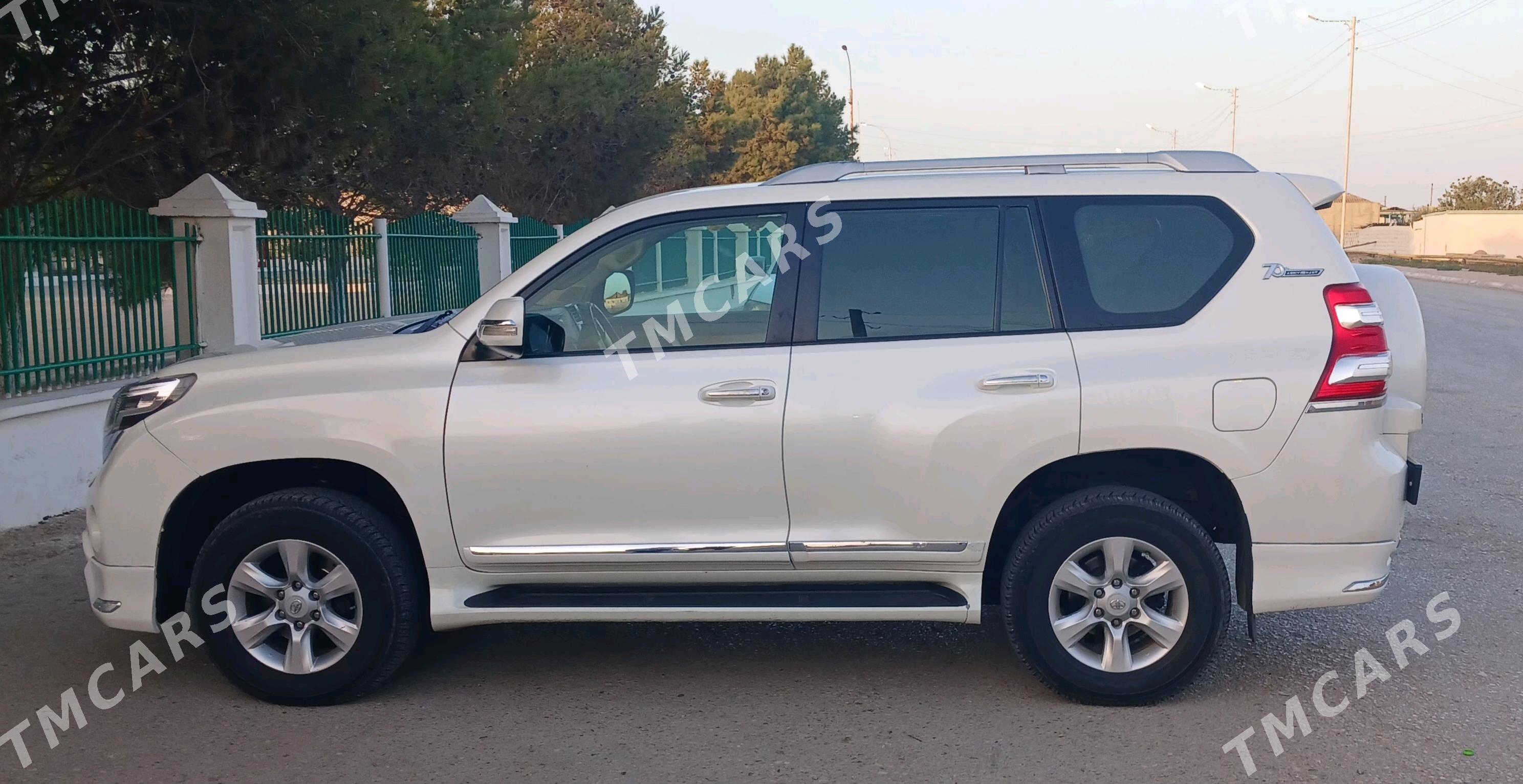 Toyota Land Cruiser Prado 2012 - 445 000 TMT - Эсенгулы - img 2