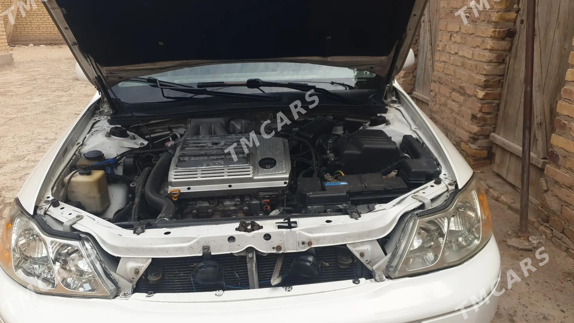 Toyota Avalon 2003 - 130 000 TMT - Saýat - img 5
