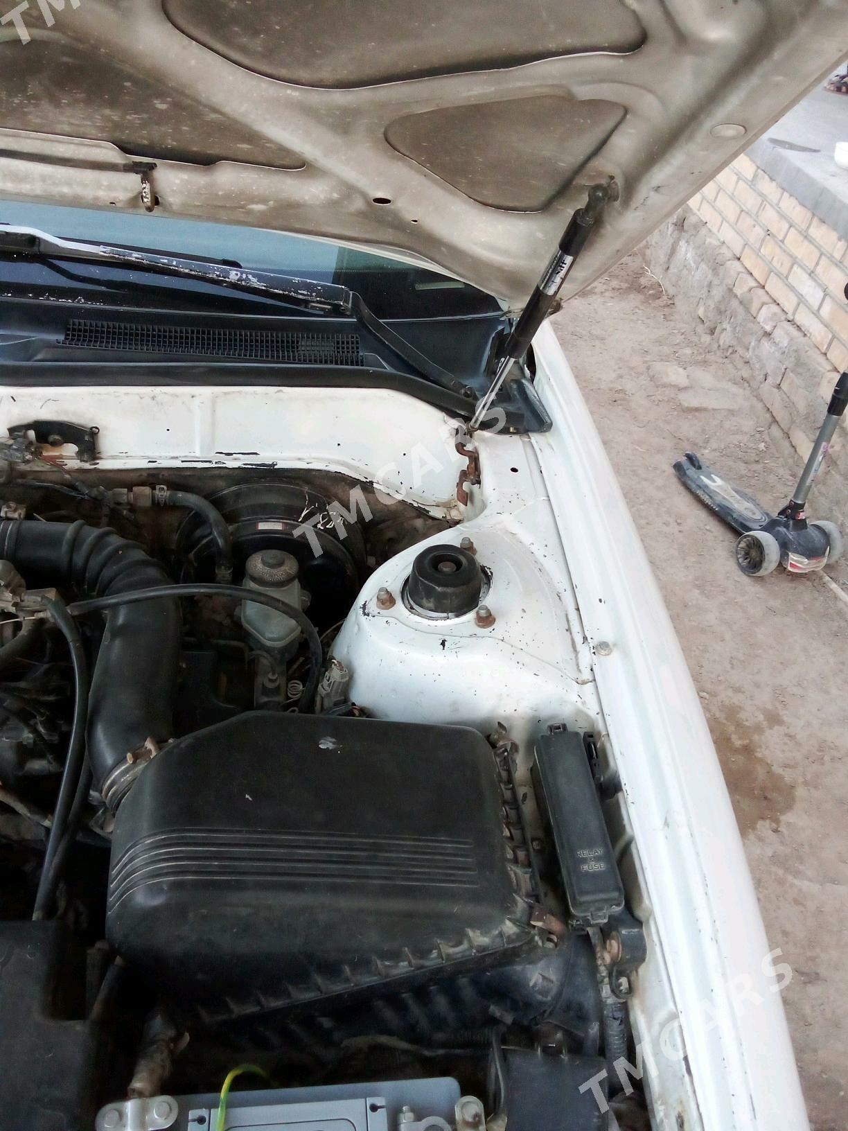 Toyota Camry 1993 - 73 000 TMT - Мары - img 9