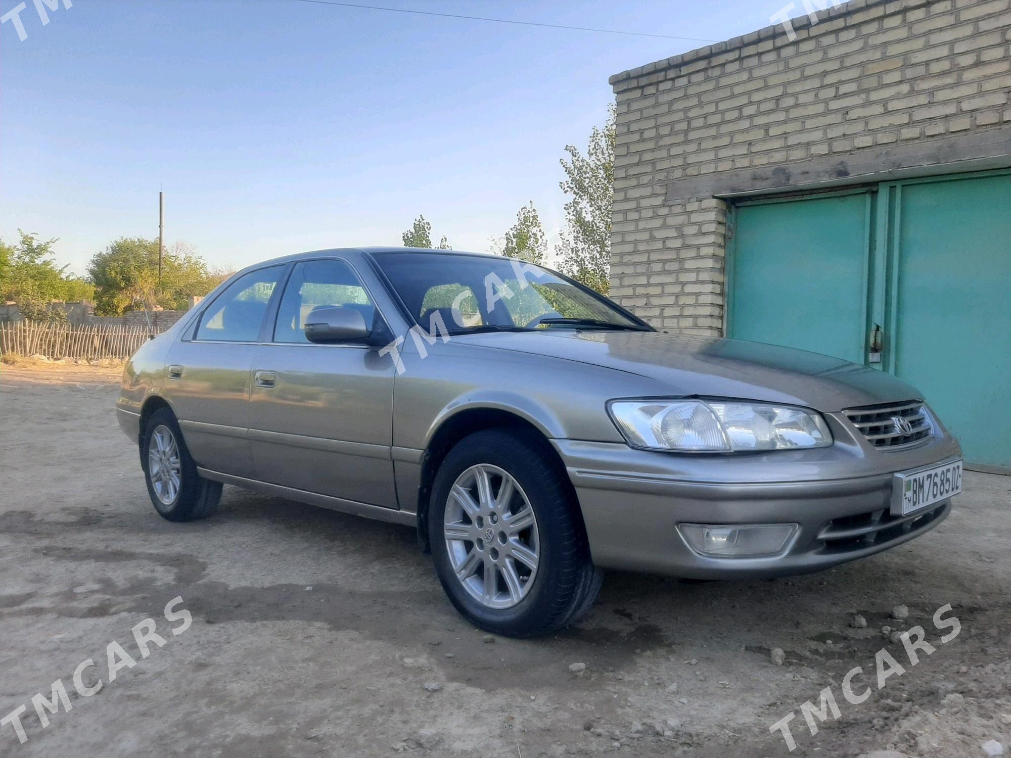 Toyota Camry 2001 - 145 000 TMT - Köneürgenç - img 3