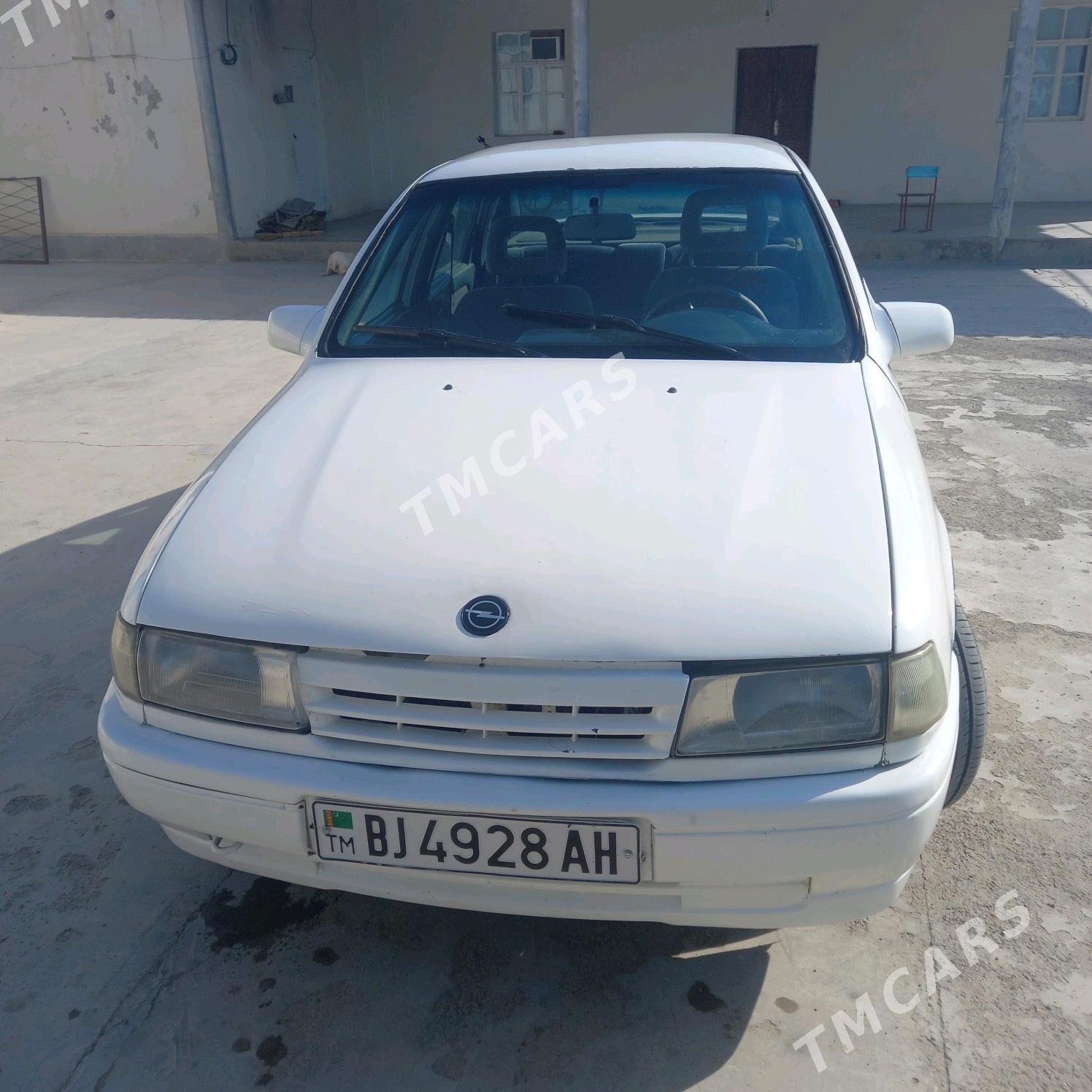 Opel Vectra 1991 - 28 000 TMT - Кака - img 3