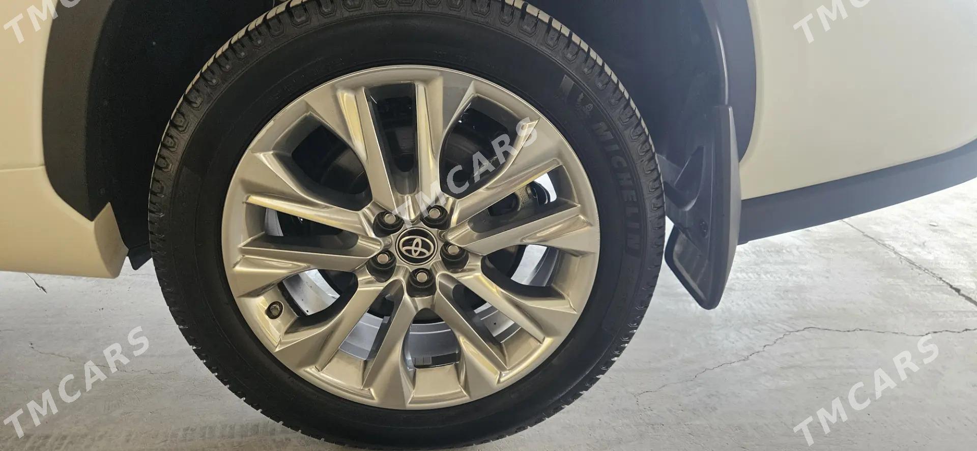 Toyota Highlander 2020 - 680 000 TMT - Ашхабад - img 5