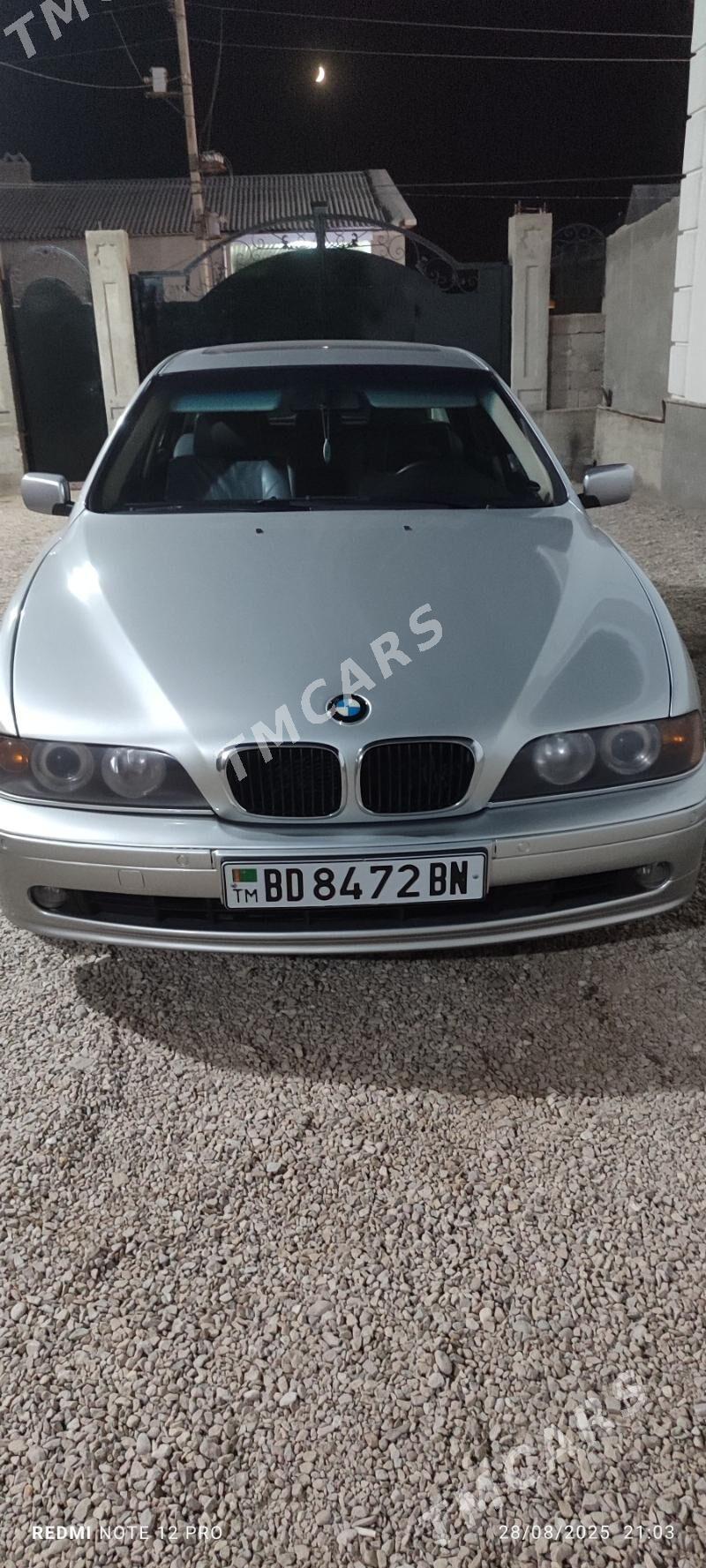 BMW 525 2002 - 120 000 TMT - Балканабат - img 4