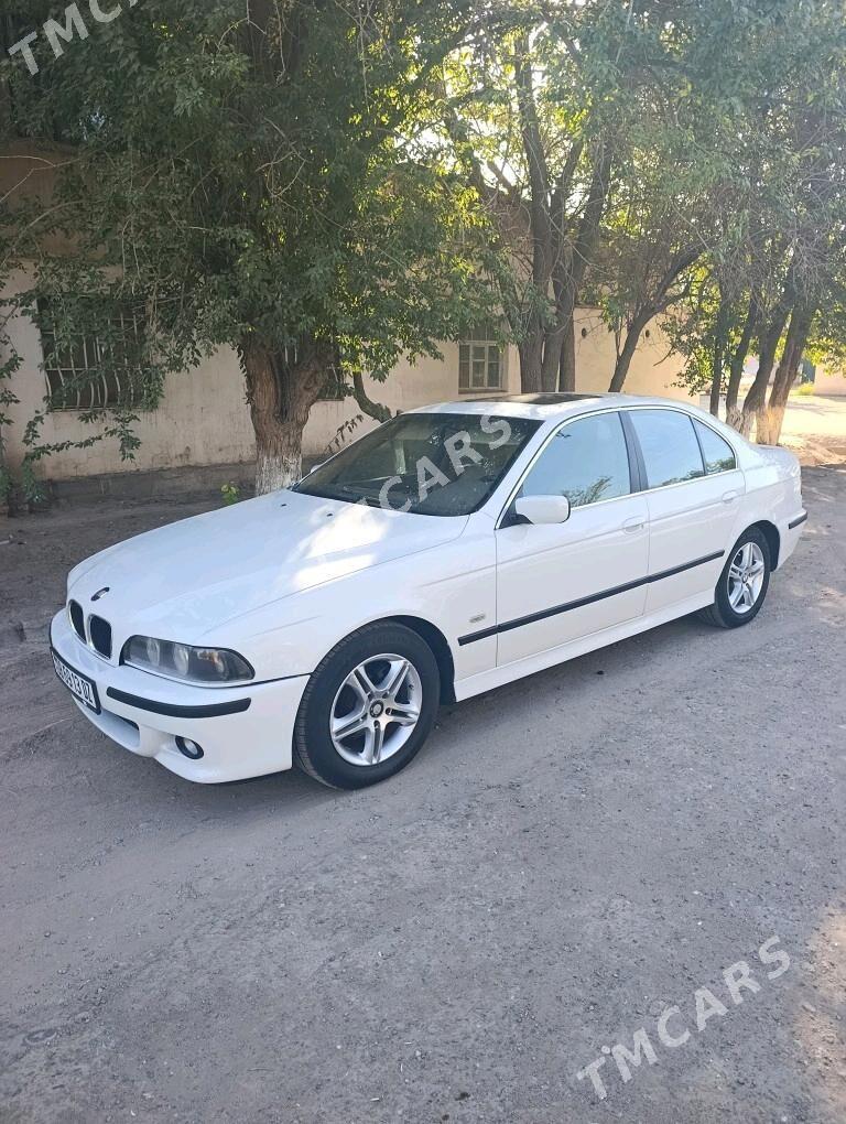 BMW 525 2002 - 118 000 TMT - Дашогуз - img 3