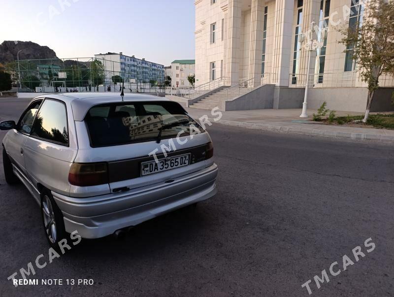 Opel Astra 1993 - 58 000 TMT - Türkmenbaşy - img 4