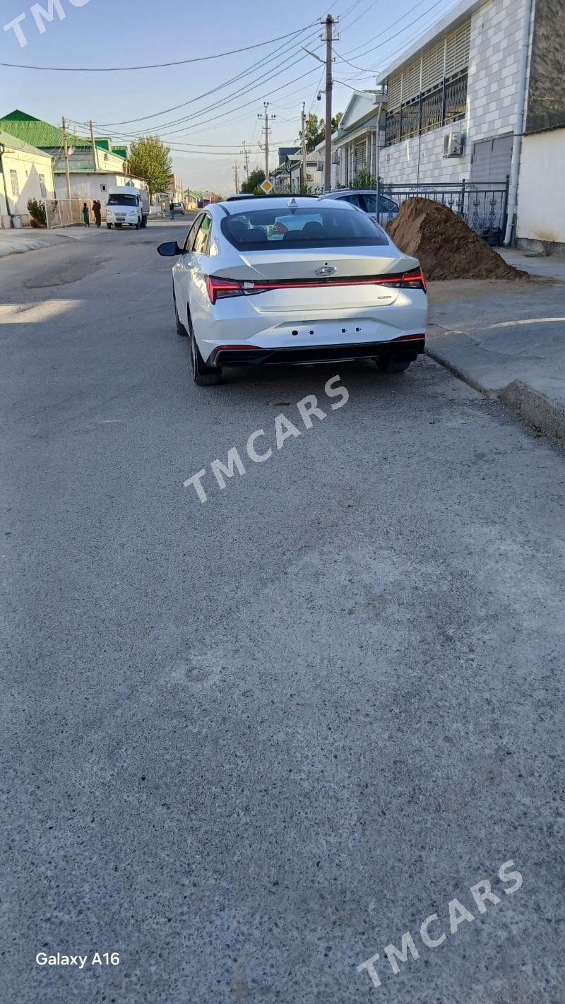 Hyundai Elantra 2021 - 263 000 TMT - Aşgabat - img 8