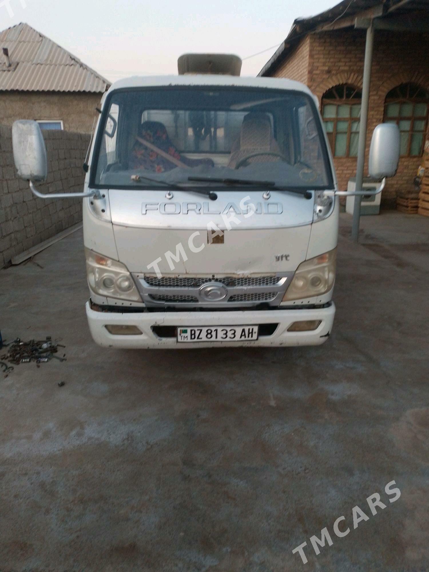 Forland H2 2011 - 95 000 TMT - Sarahs - img 2